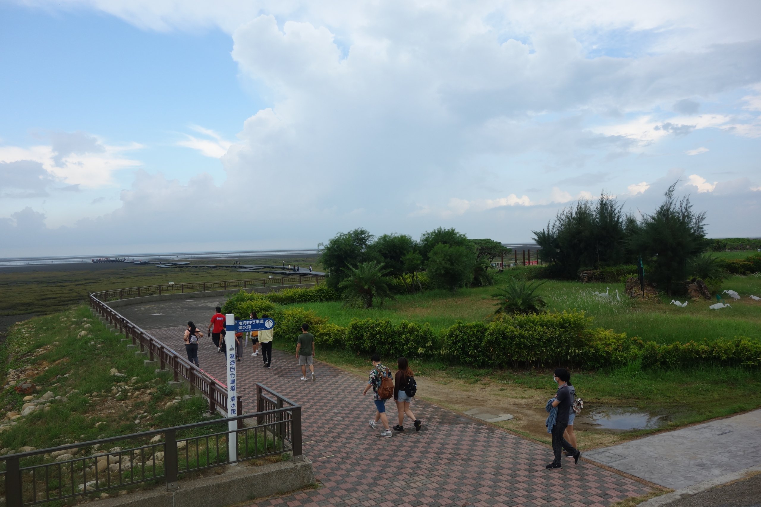 高美濕地周邊