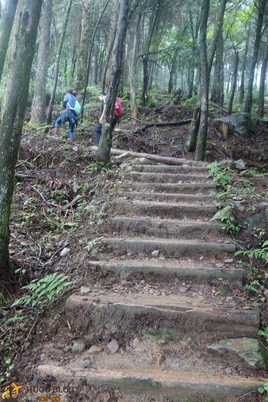 加里山石階