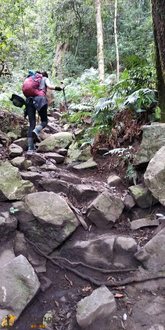 波津加山亂石區